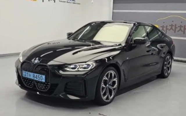 렉스턴스포츠 중고차 i4 eDrive 40 매물 사진 13 - 2022/08 41,119km